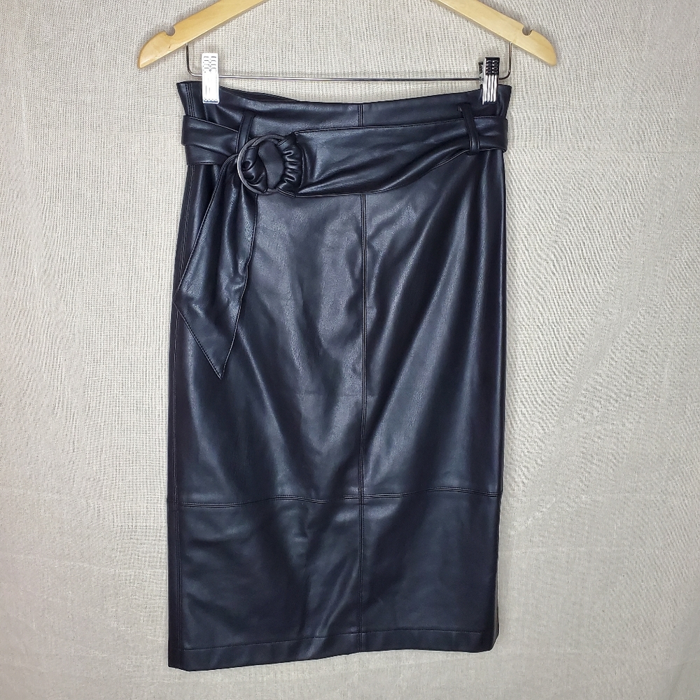 ♡ Zara Collection Black Faux Leather Belted High Waist Pencil Skirt Size Small